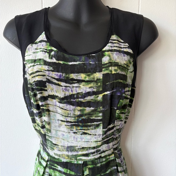 Matty M Silk Green/Black Abstract Dress | Size Small - Picture 4 of 9